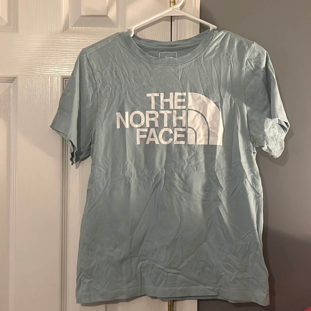Blue north face shirt